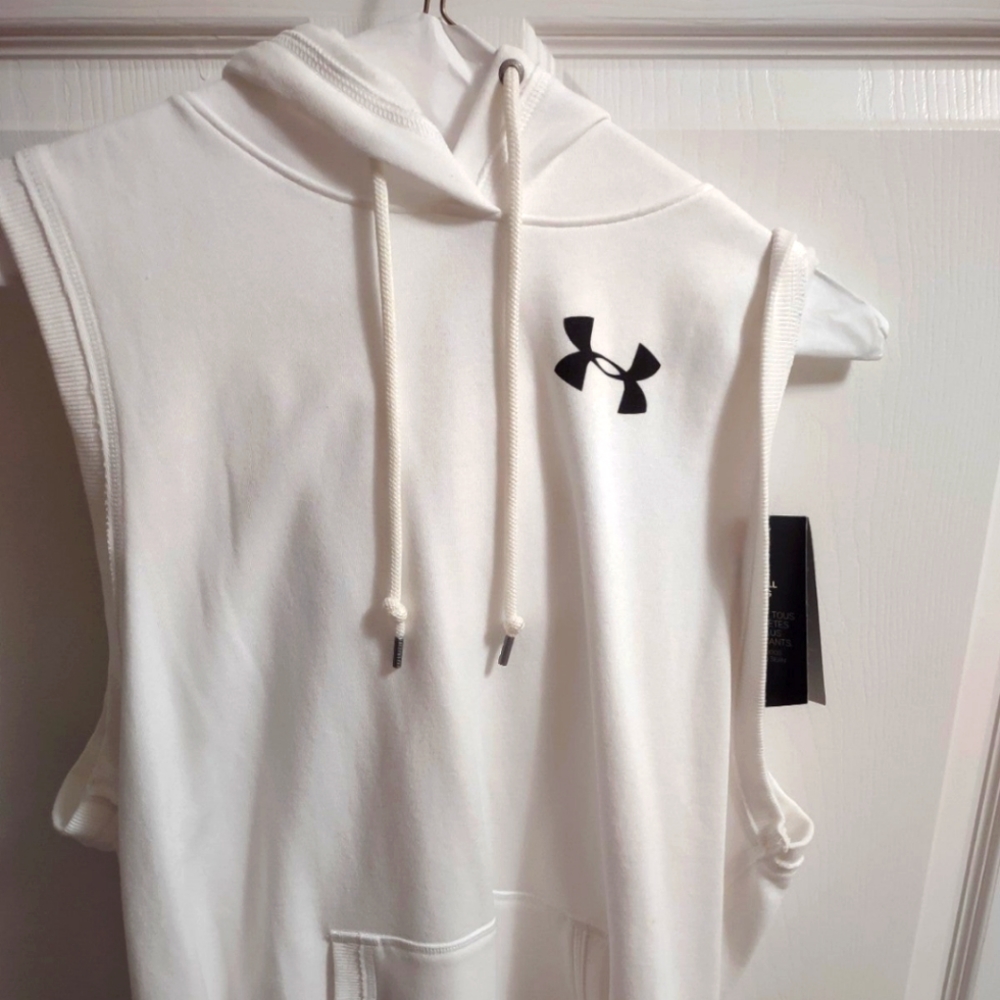 Sleeveless Under armour Hoodie New with Tags!